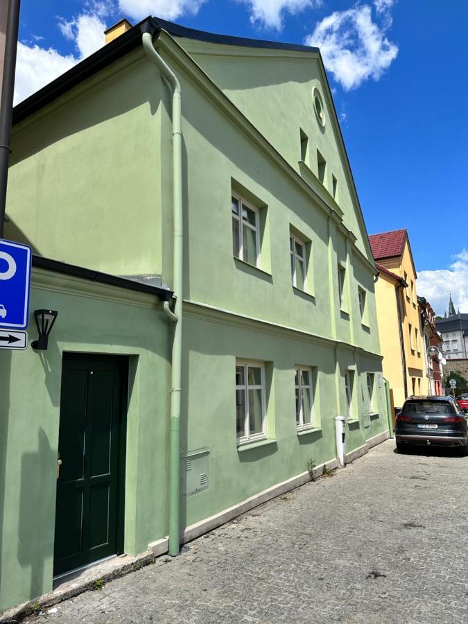 Apartmany Tachov - Tiny House エクステリア 写真